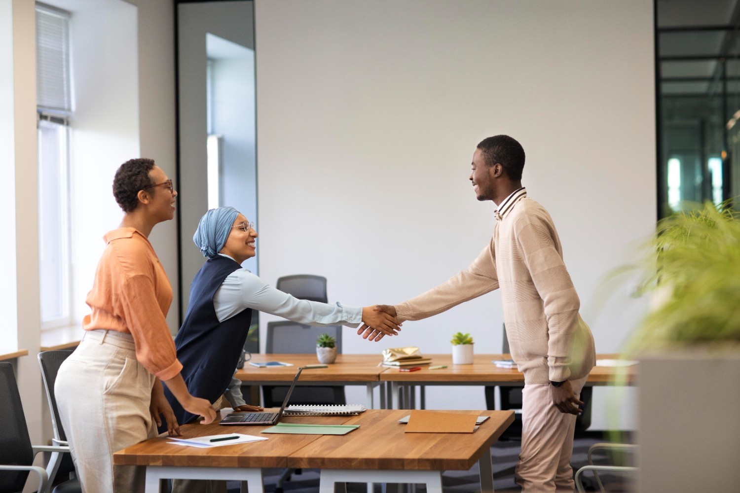 How To Get Work Experience While You Study: Best Jobs for College Students