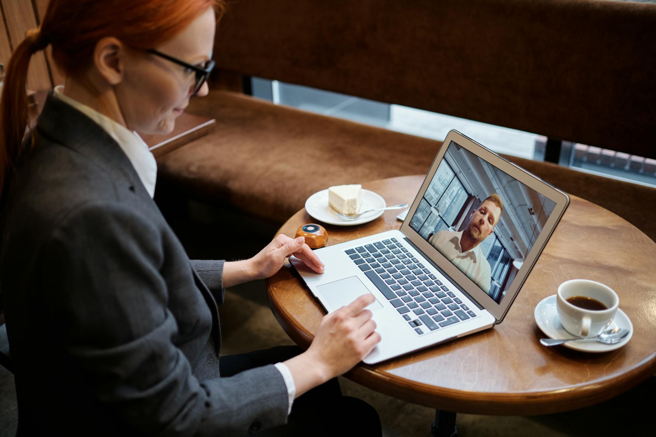 Employers Virtually Interviewing Now in the UK