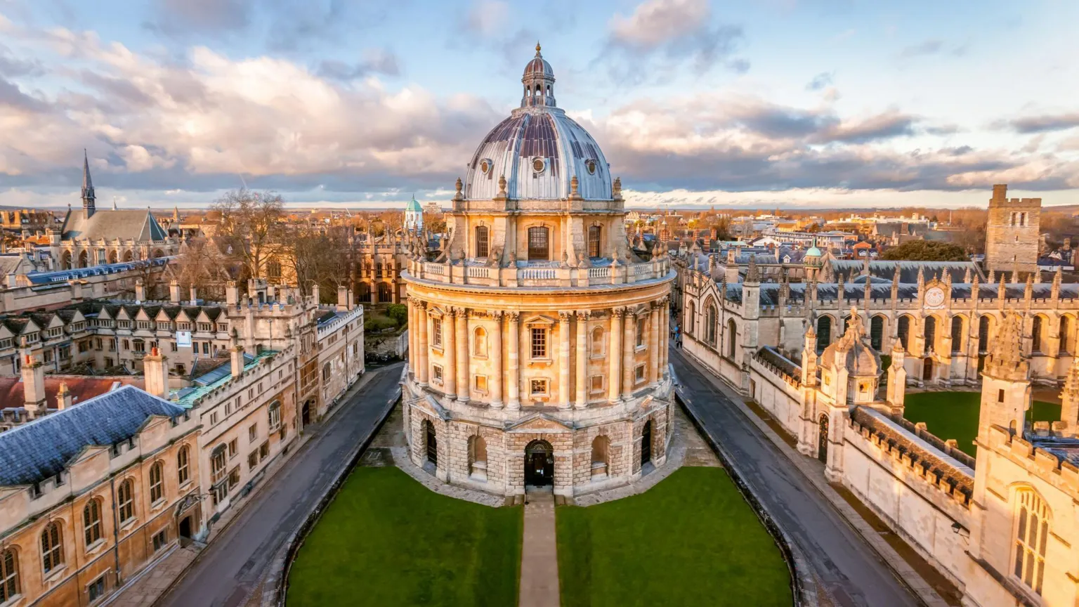 Oxford University keeps global top spot