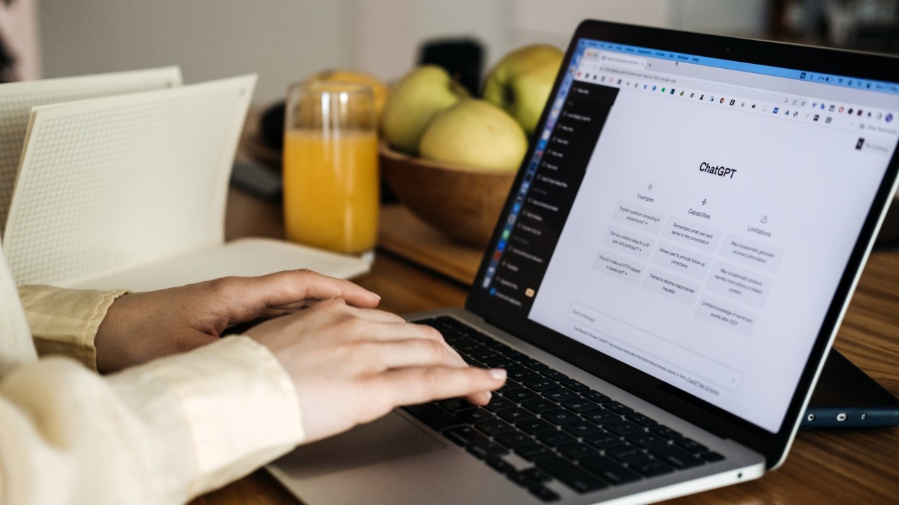 Bad ChatGPT Output? 5 Genius Prompts To Improve It In Seconds