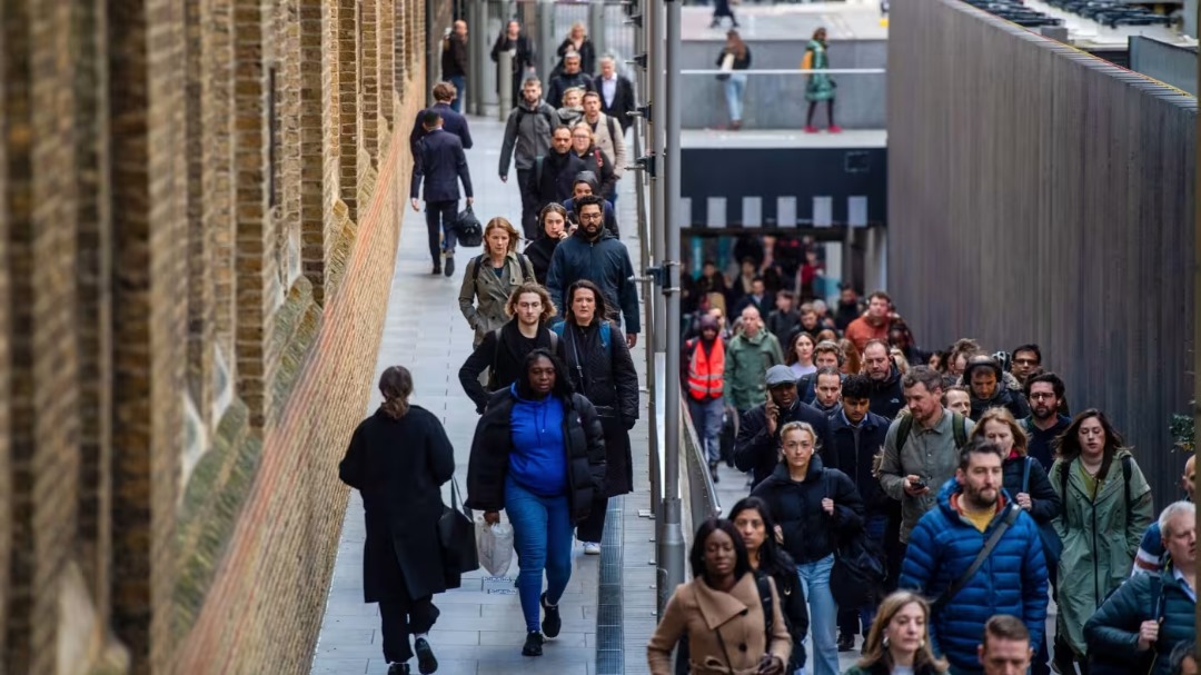 UK unemployment rate set to hit 5%, think-tank predicts